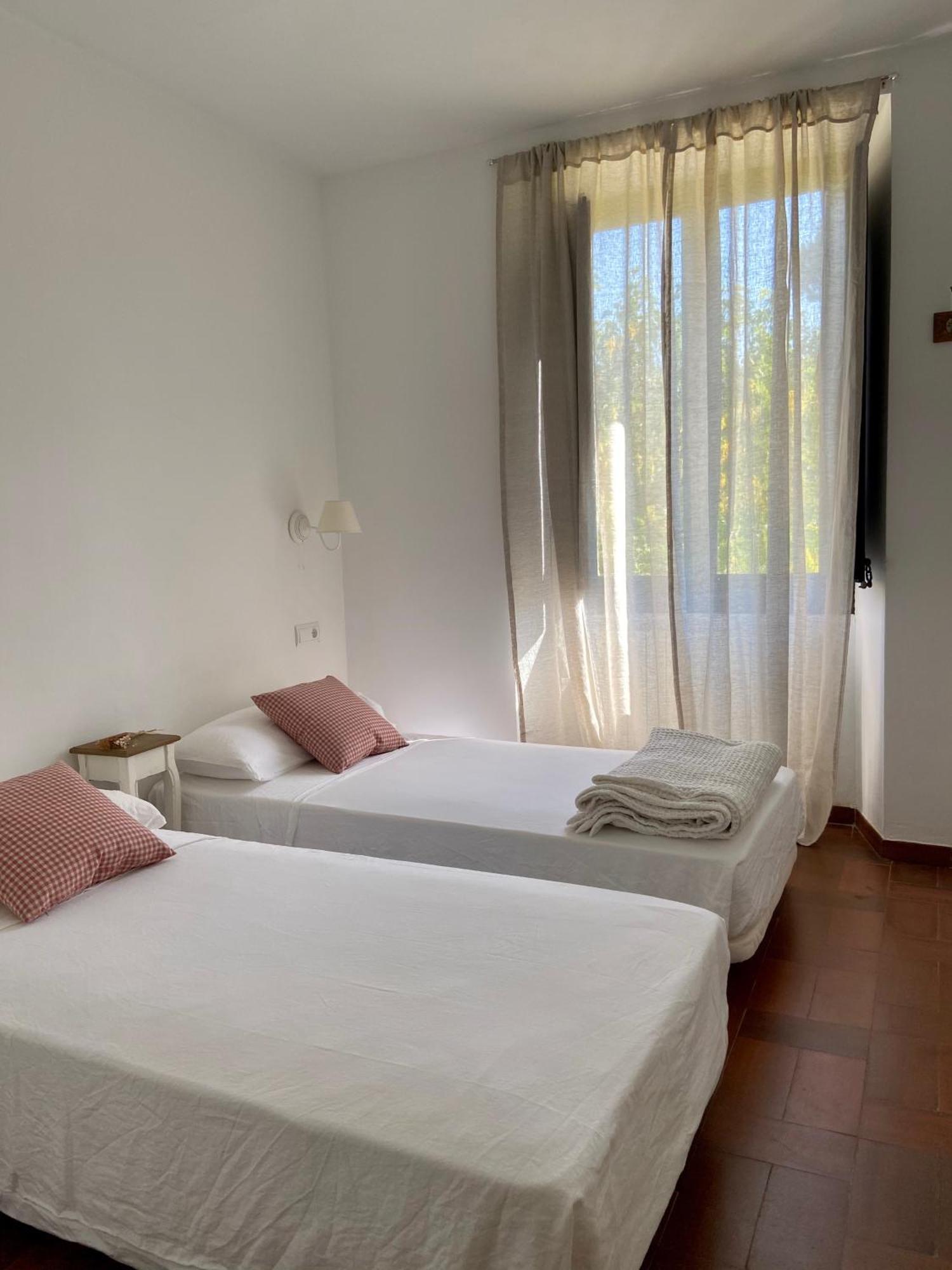 Ecoturisme Mas Ribas Hotel Palamos Phòng bức ảnh